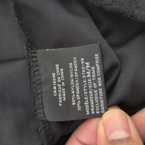 Digital | Elegant Black Lace Women's Top - Picture 10 of 11